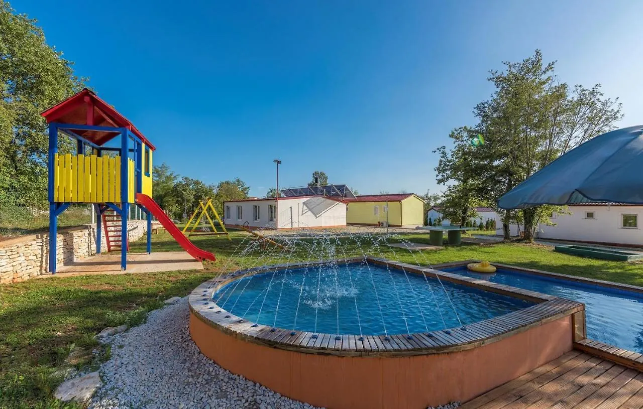 Holiday Park Village Jelovci Kringa Kroatien