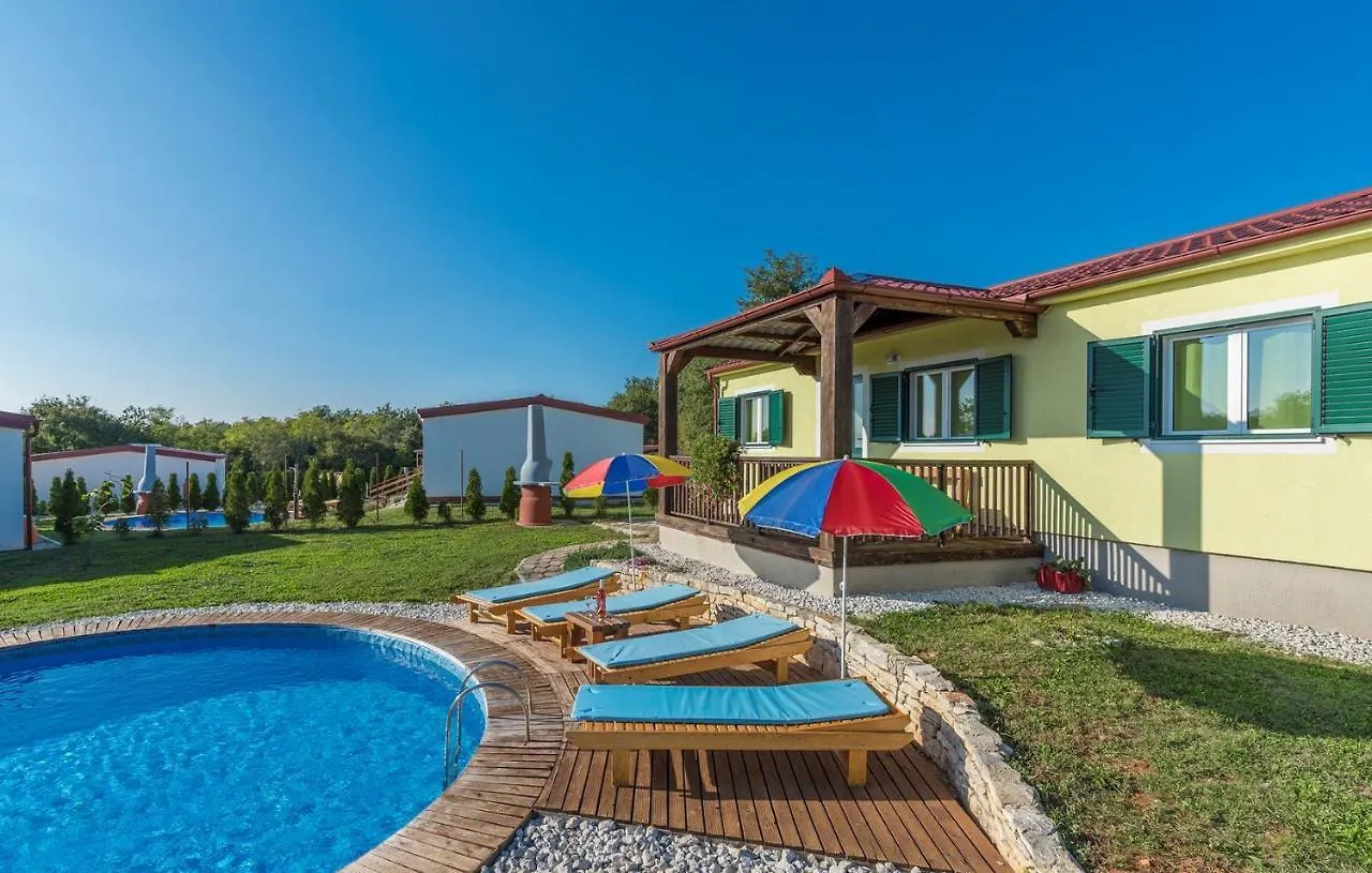 Holiday Park Village Jelovci Kringa Gasthof