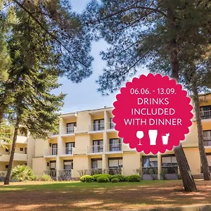 3* Vakantiepark Plava Laguna